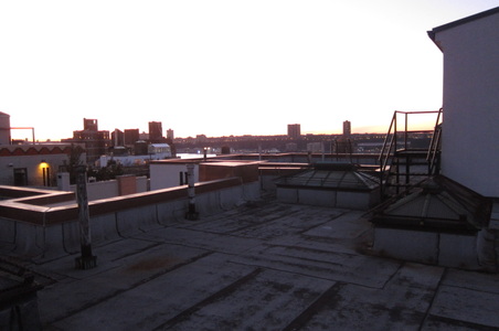 Enlarge photo 22