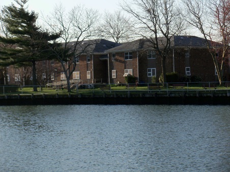 Mill River Gardens