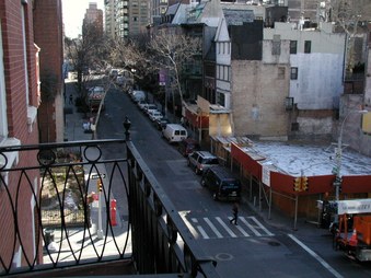 Enlarge photo 19