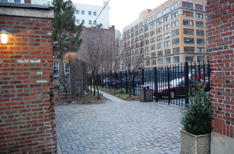 Enlarge photo 13