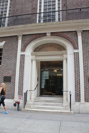 SCHOOL EXTERIOR (manhattan)