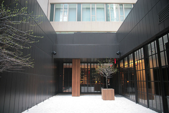 Enlarge photo 23