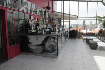 Enlarge photo 32