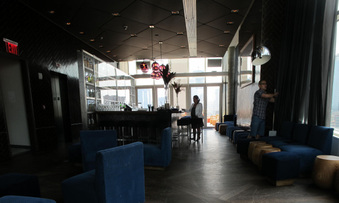 Enlarge photo 35