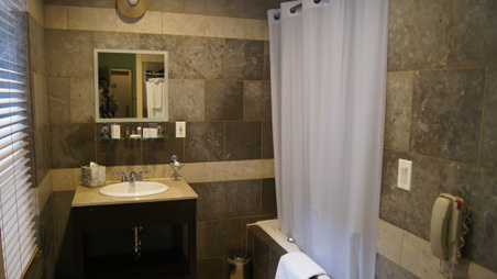 Enlarge photo 18