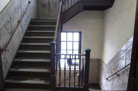 Enlarge photo 33