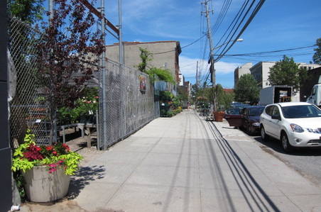 Enlarge photo 55