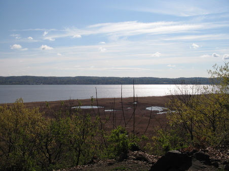 Tallman Mountain State Park