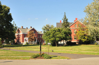 Enlarge photo 52