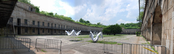 Enlarge photo 13