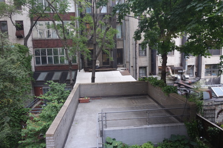 Enlarge photo 32