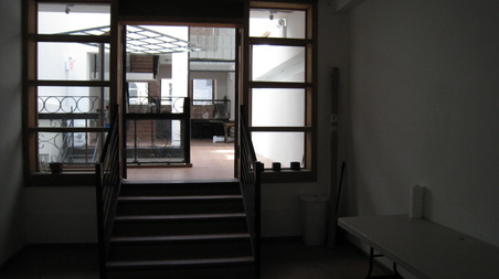 Enlarge photo 33