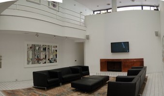 Enlarge photo 2
