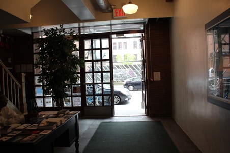 Enlarge photo 2