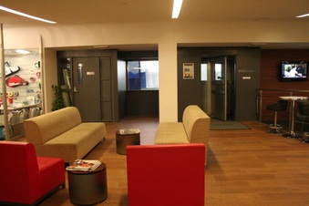 Enlarge photo 44