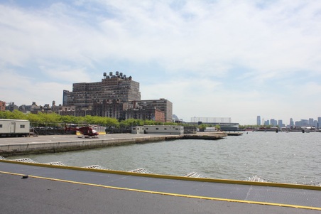 Enlarge photo 12