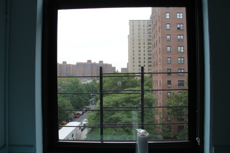 Enlarge photo 13