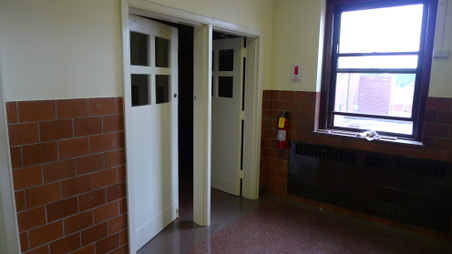 Enlarge photo 12