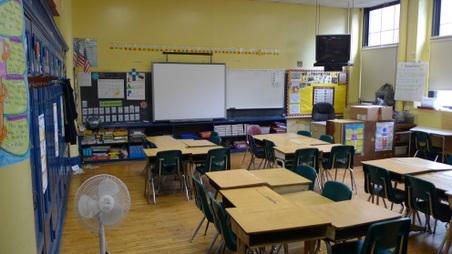 Room 208 22 ft x 30 ft