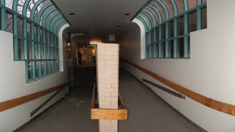 Enlarge photo 12