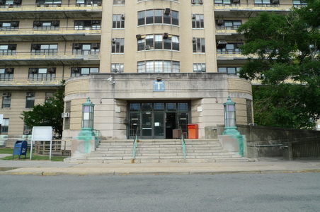 Enlarge photo 2