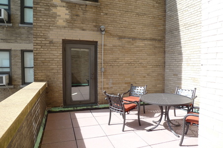 Enlarge photo 21