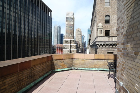 Enlarge photo 32
