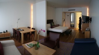Enlarge photo 19