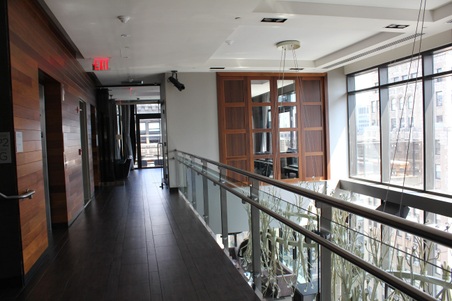 Enlarge photo 35