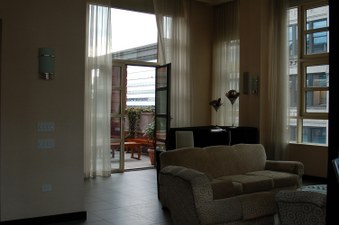 Enlarge photo 12