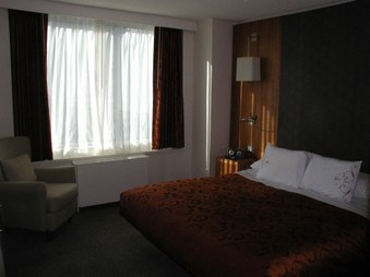 Enlarge photo 62