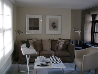 Enlarge photo 76