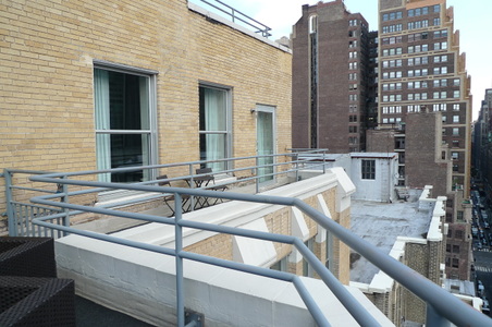 Enlarge photo 31