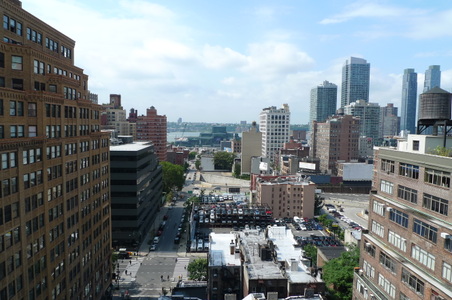 Enlarge photo 42