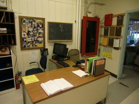 Enlarge photo 37