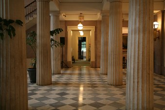 Enlarge photo 37