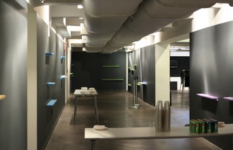 Enlarge photo 24