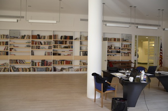 Enlarge photo 46