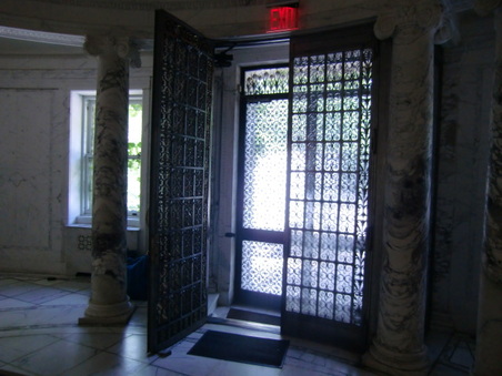 Enlarge photo 32