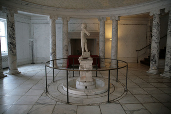 Enlarge photo 11