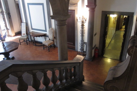 Enlarge photo 24