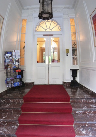 Enlarge photo 11