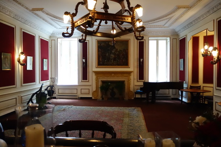 Enlarge photo 33