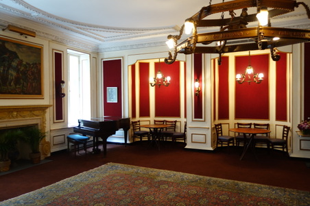 Enlarge photo 35