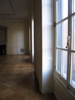 Enlarge photo 47