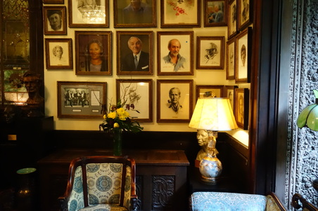 Enlarge photo 56