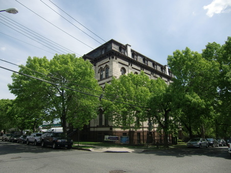 Enlarge photo 38