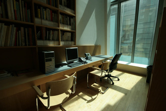 Enlarge photo 47