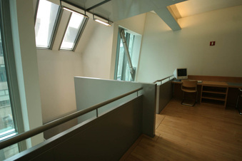 Enlarge photo 53