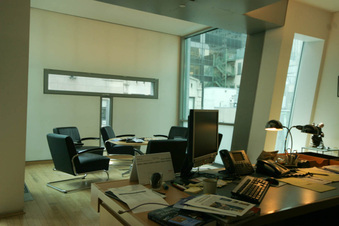 Enlarge photo 65